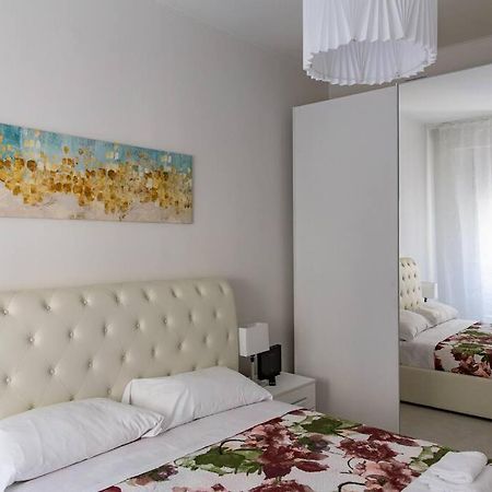 Modern Apartment Near Ponte Vecchio. Firenze Kültér fotó